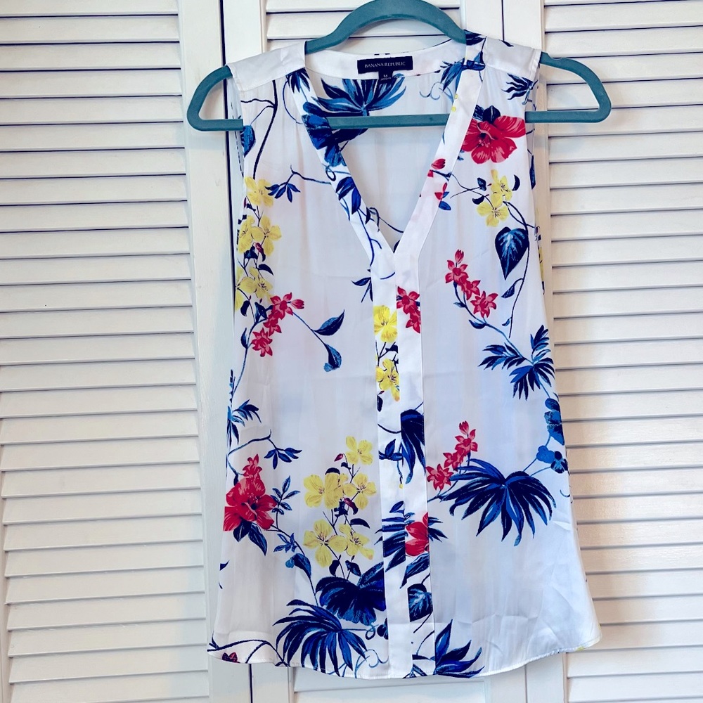 Banana Republic Women’s silk tank.